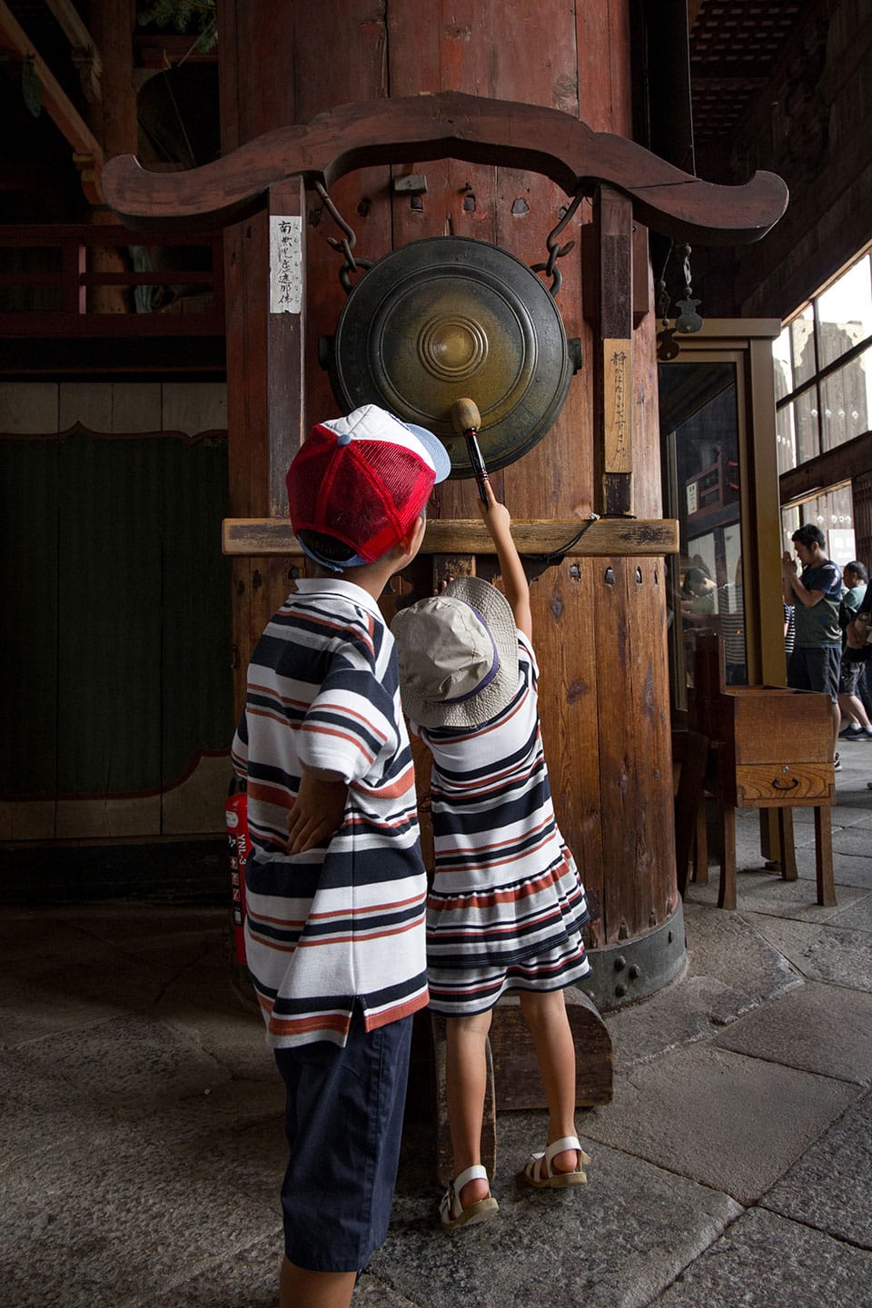 Frere et soeur, les traditions japonaises